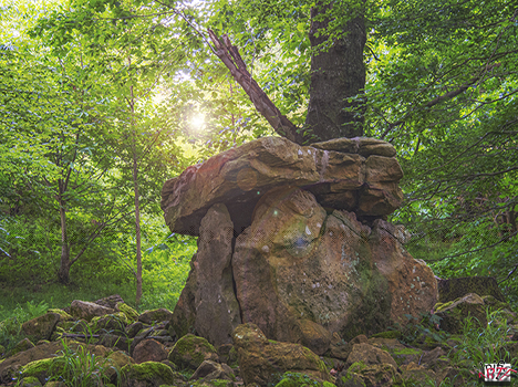 Dolmen.